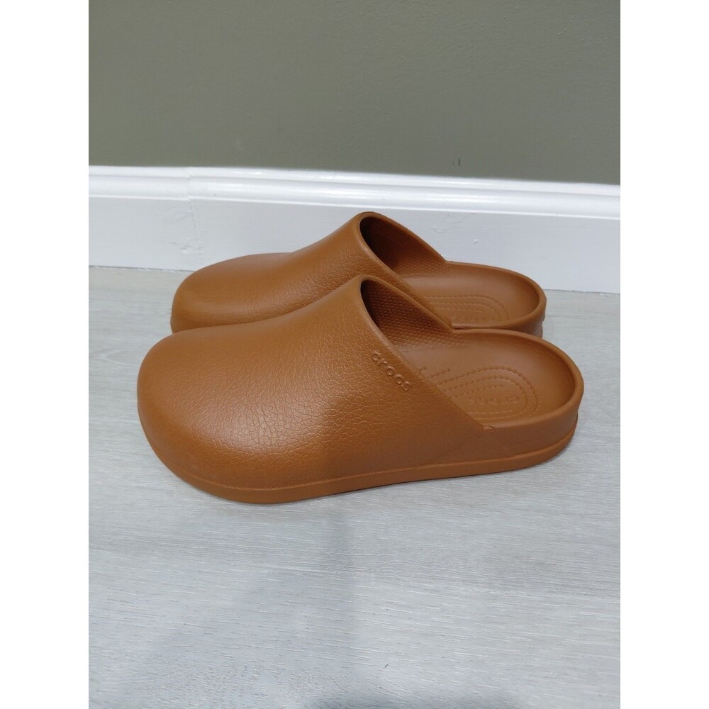CROCS  DYLAN CLOG  COGNAC BROWN UNISEX Men Size 6 Women Size 8 Confort Sandals